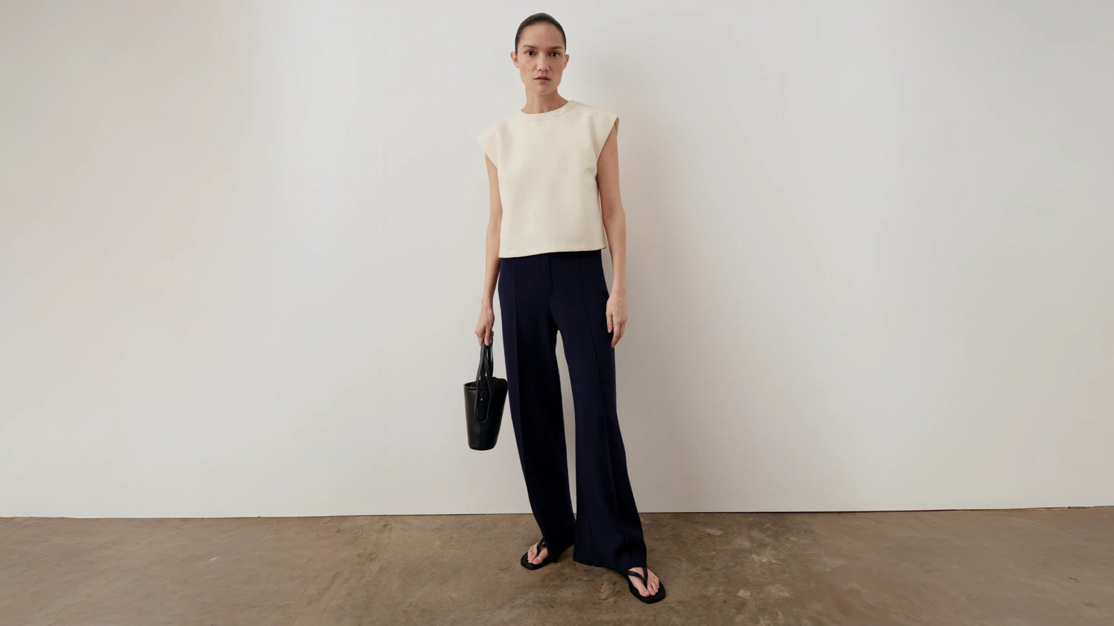 Seasonless pieces, crafted with intention.