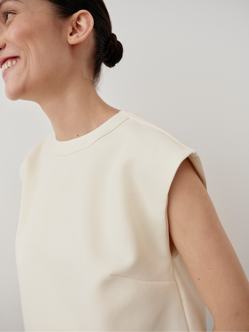 Seasonless pieces, crafted with intention.