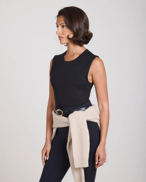 Emello Forma Silky Lyocell Jersey Double-Layer Vest in black worn by model, featuring sleeveless design and crew neck.